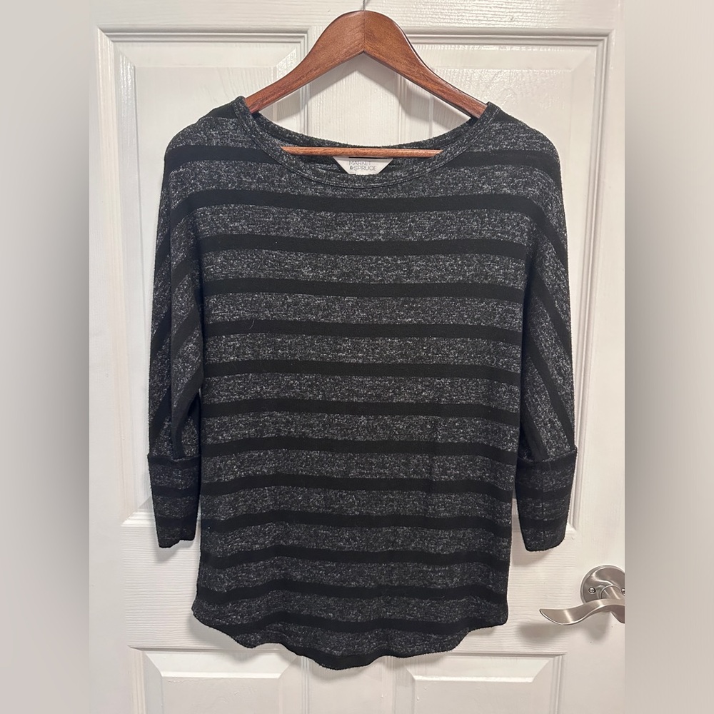 Market & Spruce 3/4 sleeve tshirt